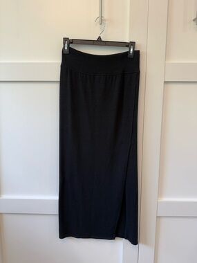 WILFRED FREE Stretchy Black Pencil Skirt with Side Slit